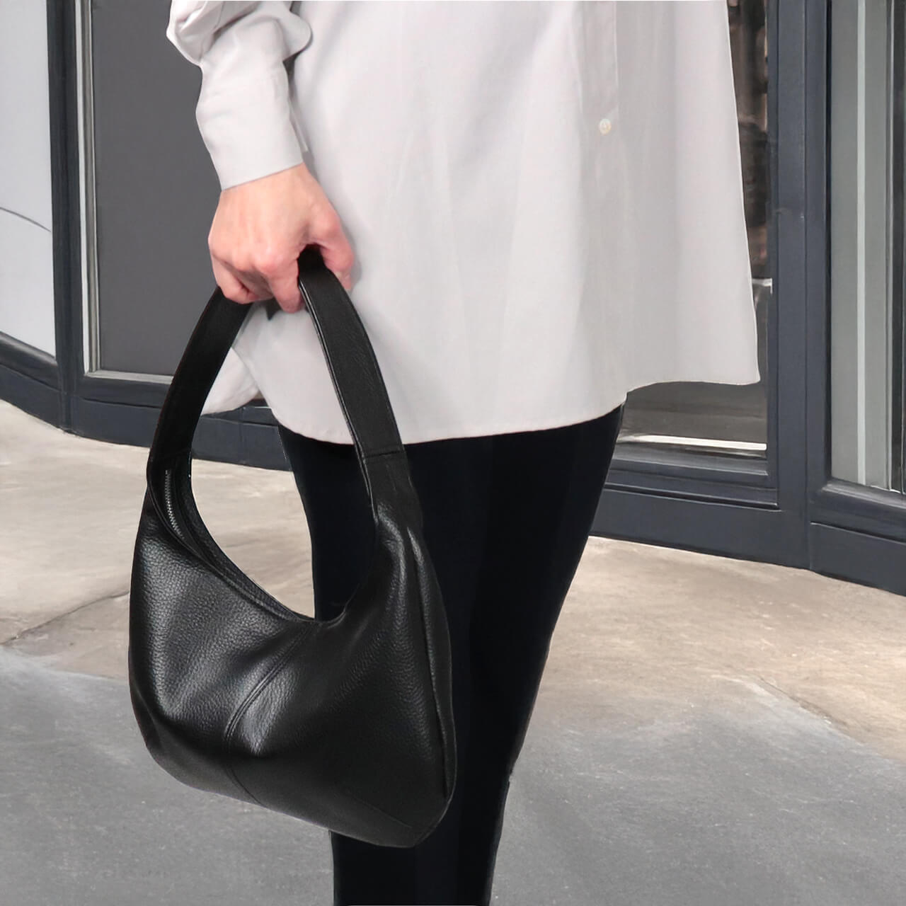 レジーナ　rejina　国産本革　オールレザー　ブラック　オリジナル　ハンドメイド本革　牛革トートバッグ　ハネアント神戸