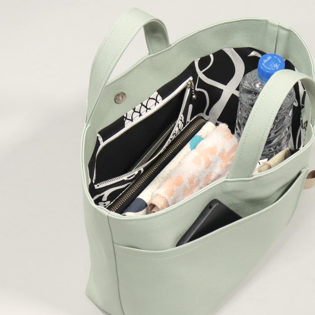 HANEANT KOBE のシップトート。自立するミントシャーベット。帆布で大人カジュアルに使えるハネアント神戸の帆布トートバッグ