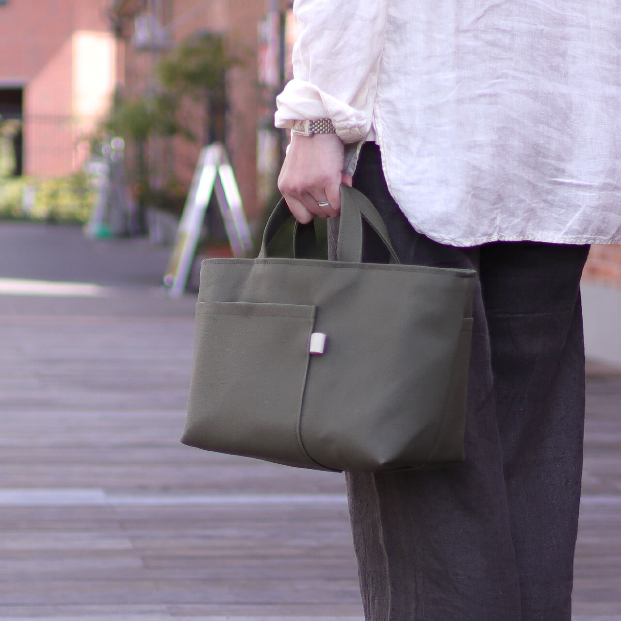 HANEANT KOBE シップトート カーキ。富士金梅8号帆布を使用した軽量トートバッグ