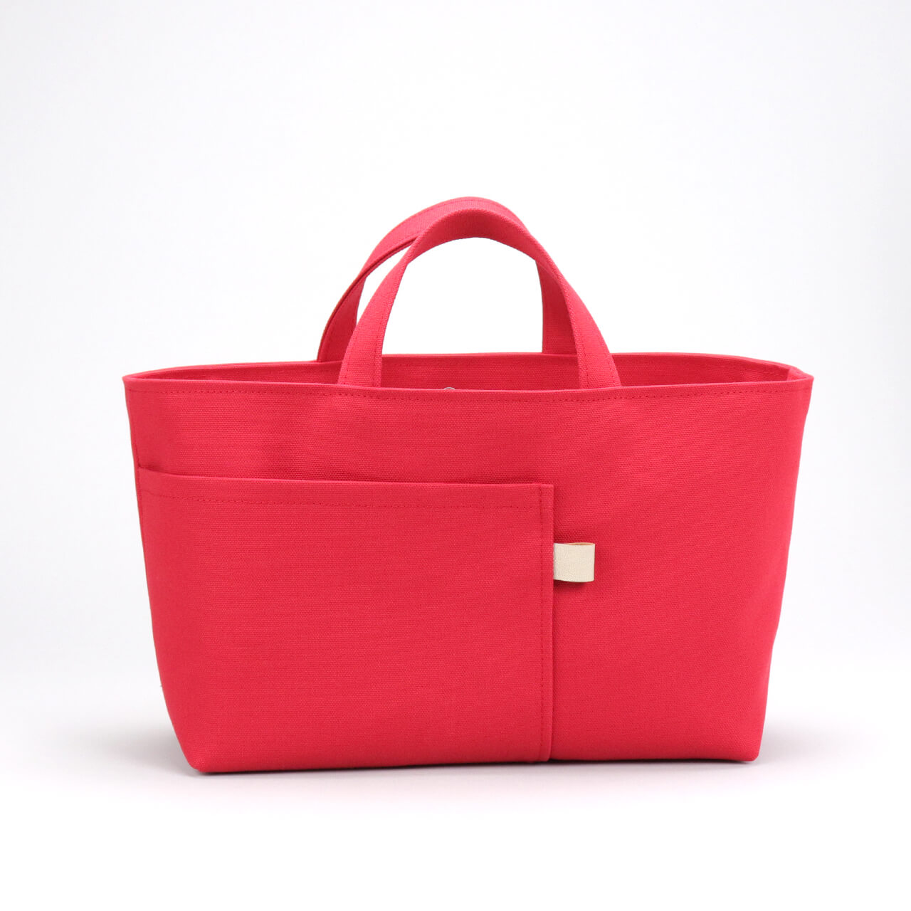 HANEANT KOBE（ハネアント神戸）のブランドタグと丁寧なステッチが特徴の富士金梅帆布シップトート　ハネアント神戸の帆布トートバッグ