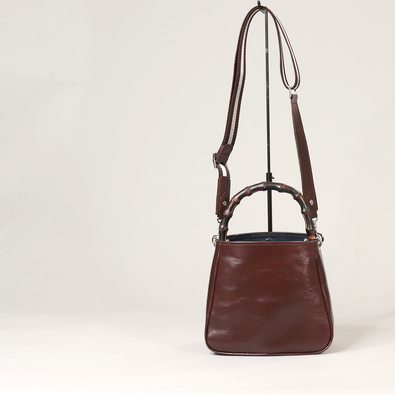 HANEANT KOBE HOLLY 本革ミニトート ブラック 全身バランス／ショルダーで肩掛けできる2WAY仕様