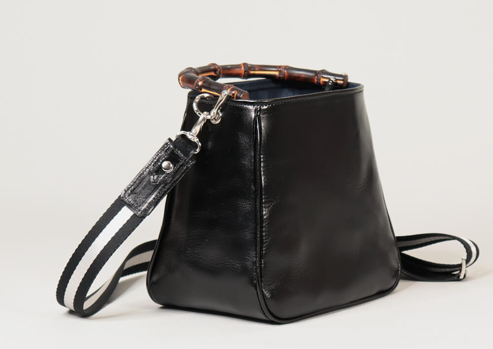 ハネアント神戸のレザーバッグ